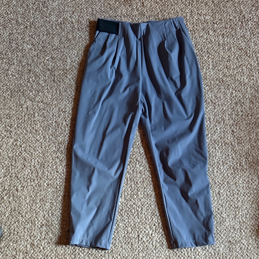 ADAY Turn it up Women's Cropped Pants in Blue Gray
